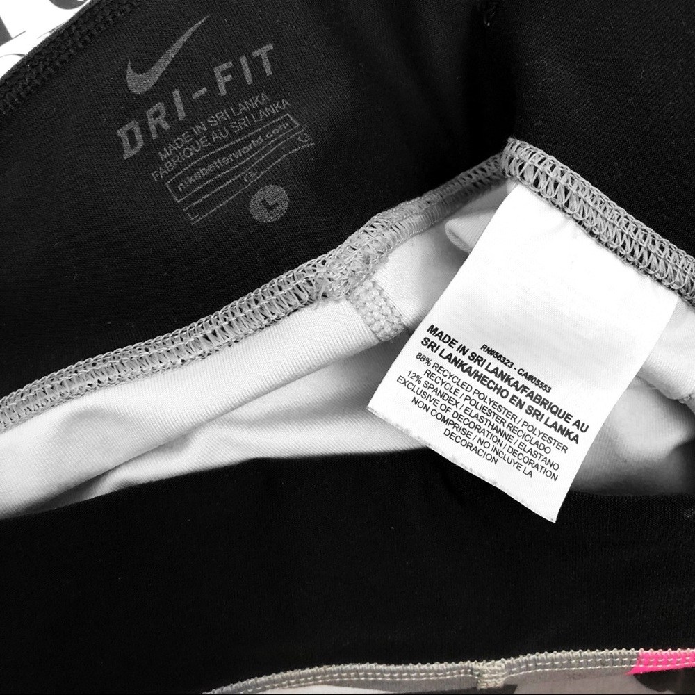 Nike pink camo print legging in pink and gray - Picture 7 of 7